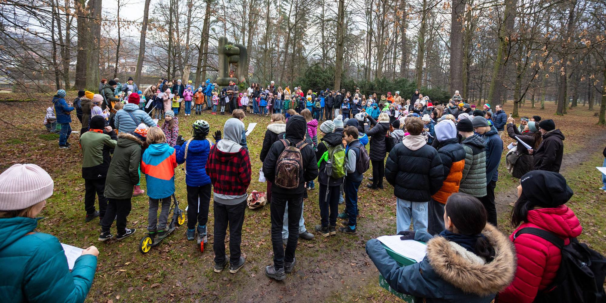 Zimní slavnost školy